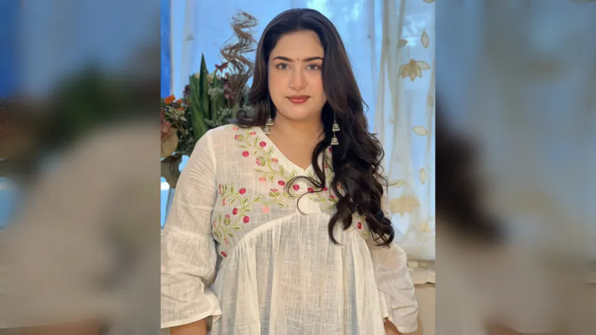 'The Show Must Go On – And It Did!': Prisha Dhatwalia Returns to Set After Foot Fracture